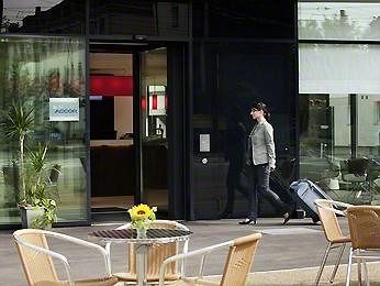 Hotel Ibis Bahnhof 2*