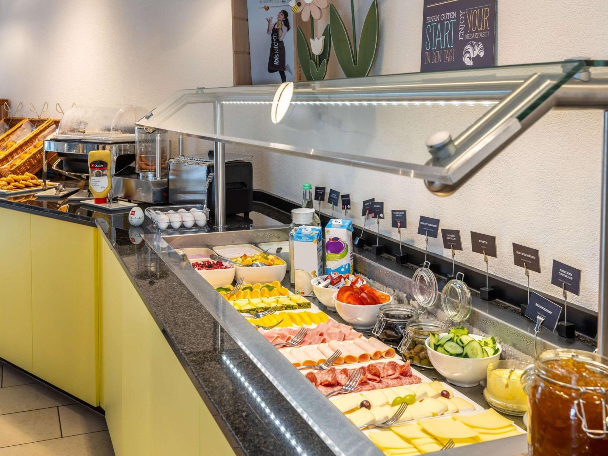 Ibis Bahnhof Hotel Basilea