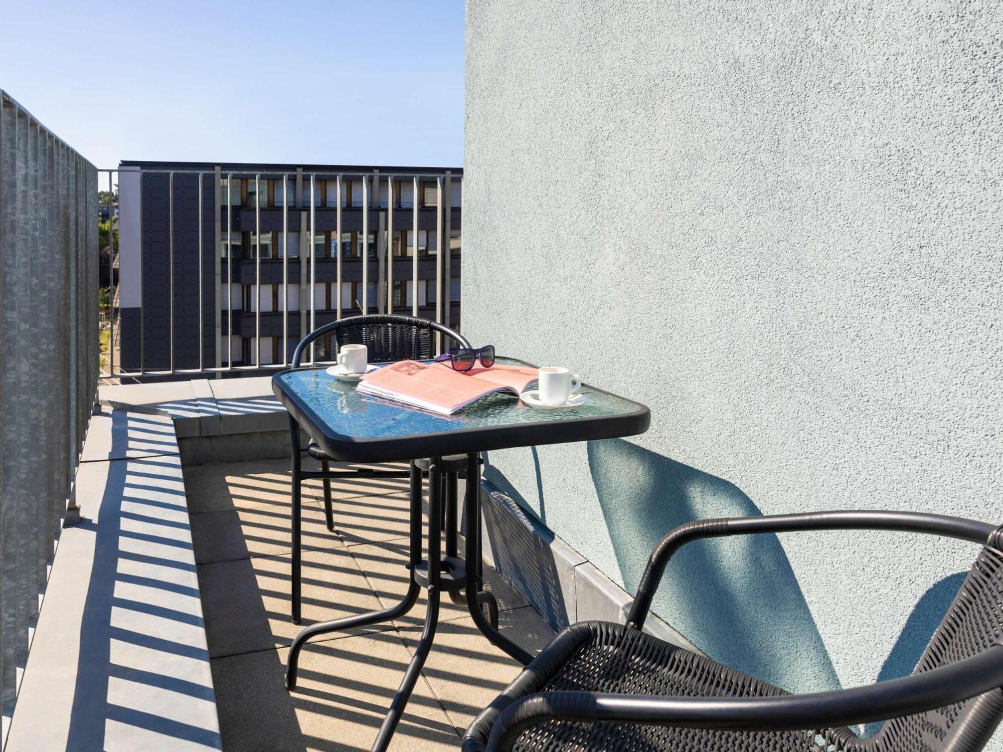 Ibis Bahnhof Hotel 2*